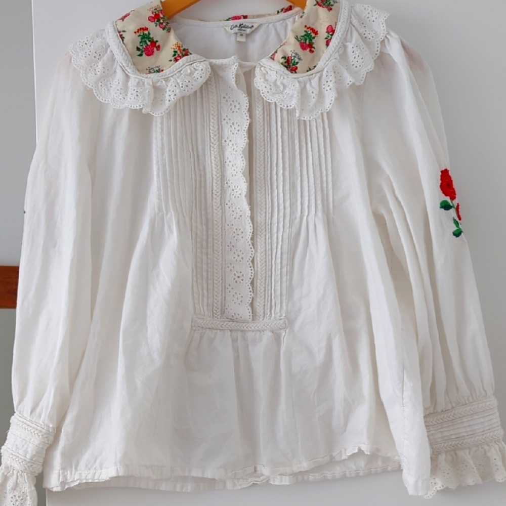 Vintage style Cath Kidston White Blouse with Floral Embroidery, size UK 12/ US 8